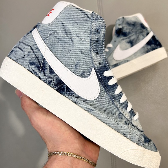 Nike Shoes - NWT NIKE BLAZER MID BLUE